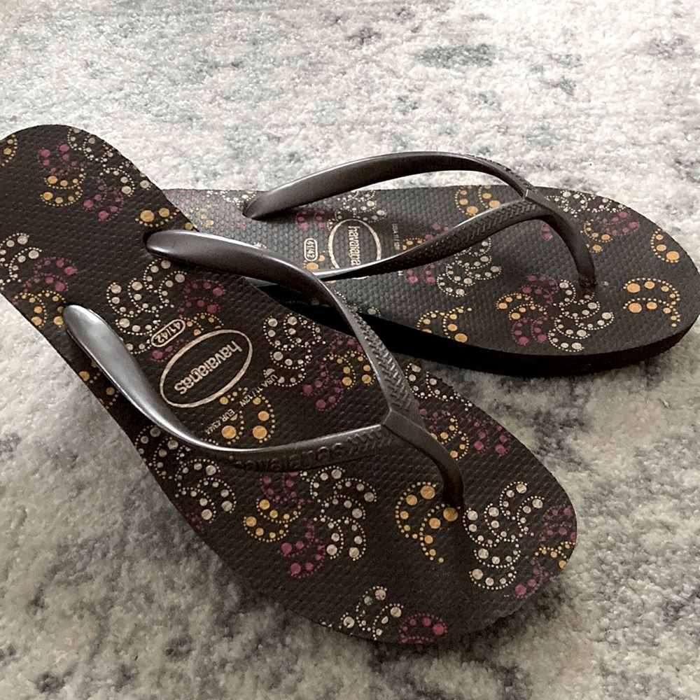 NWOT Havaianas wedge flip flops